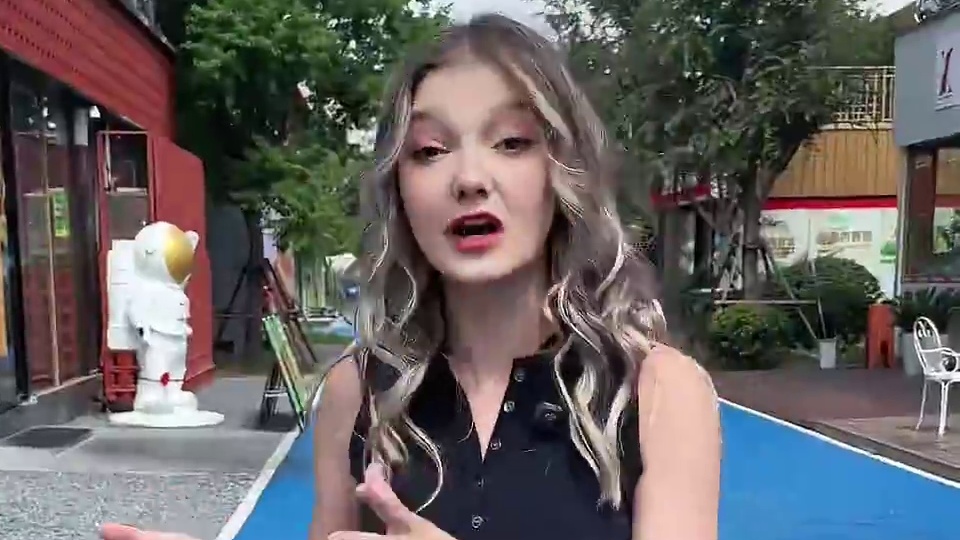 抓住夏天的尾巴去河南浪一浪！ 所以河南人你们夏天都要吃荆芥吗？
#就是爱这样过夏天 #抓住夏天的尾巴