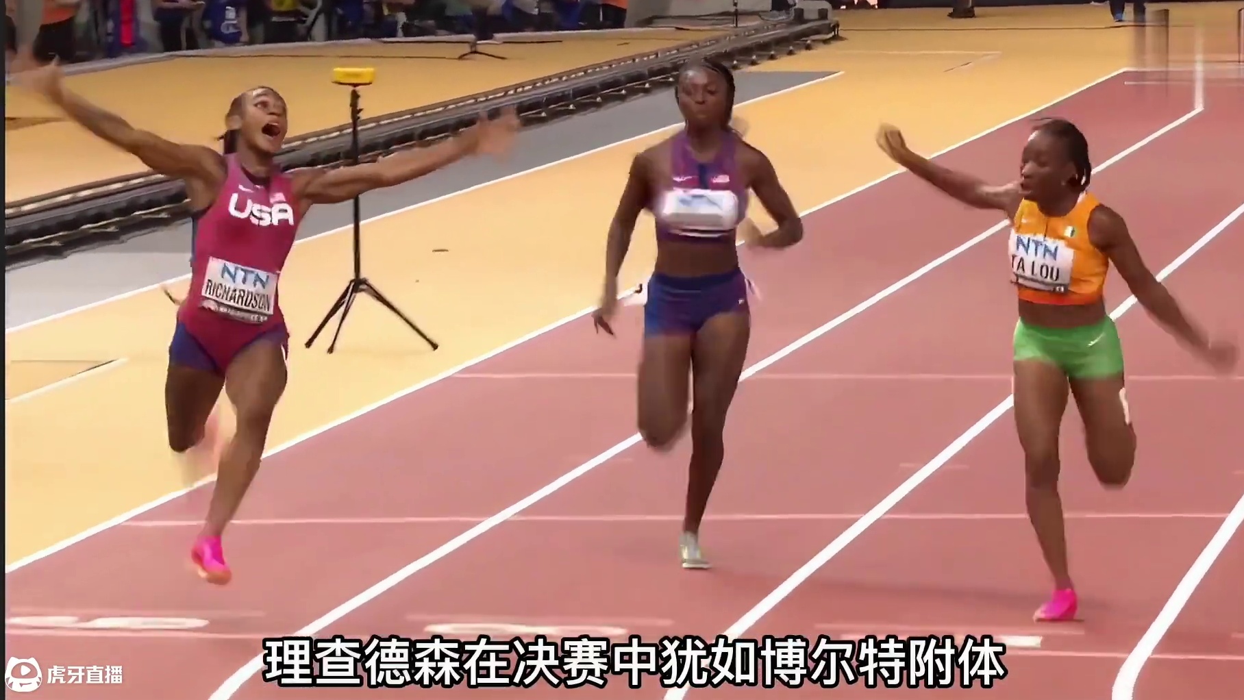 美国女子100米击败牙买加两大高手，时隔多年再次问鼎世锦赛冠军