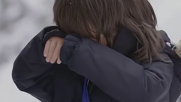 他们是由脐带连接的亲密存在