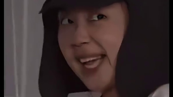 这么歹毒的翻拍还是头一次见！！大爷大妈在玩一种很新的东西！