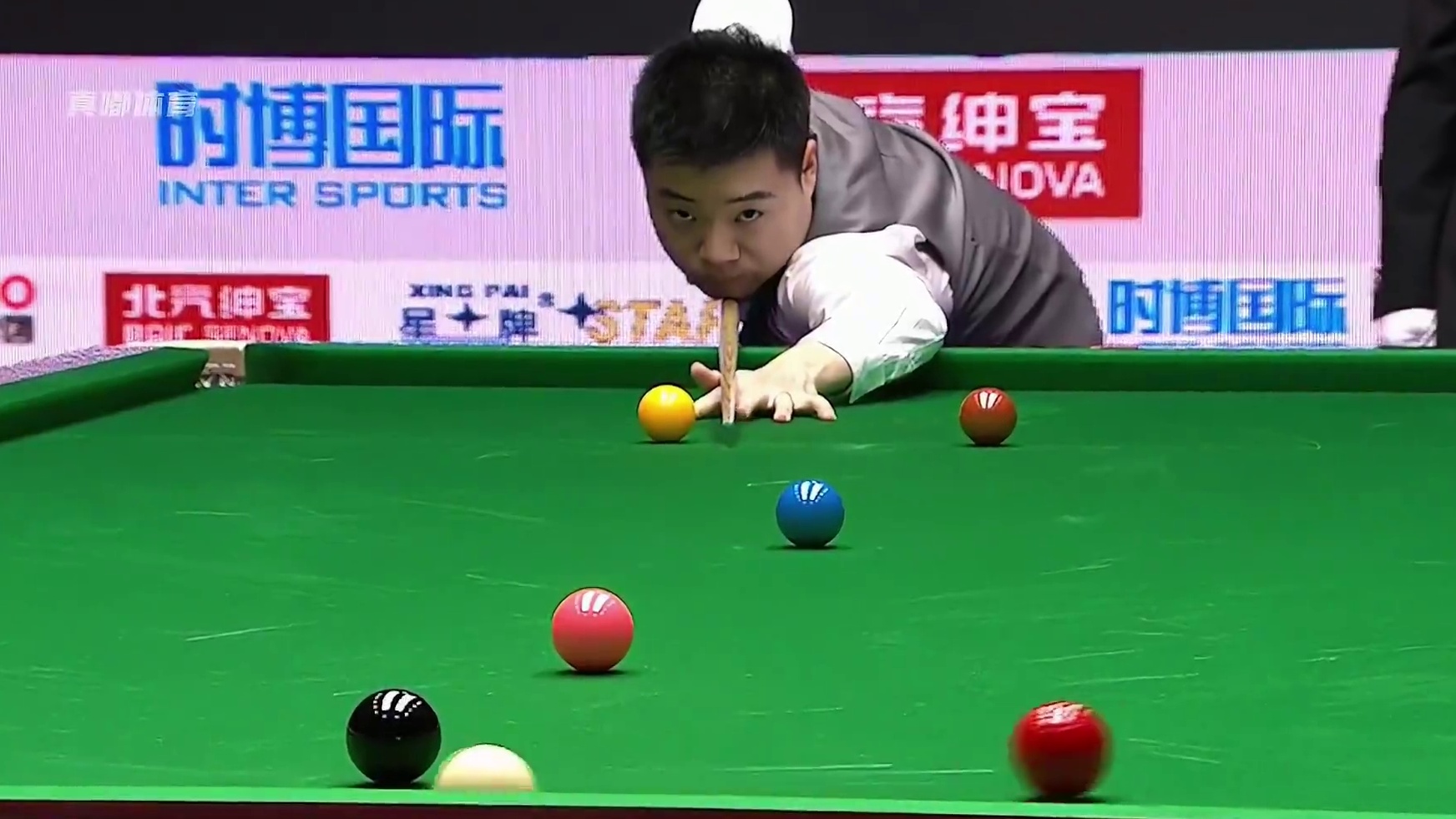 丁俊晖神来之笔的翻袋绝杀（上）