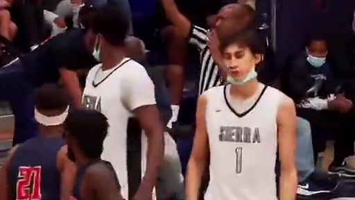 他的天赋终于展现了，这个钉板大帽有詹姆斯的风范