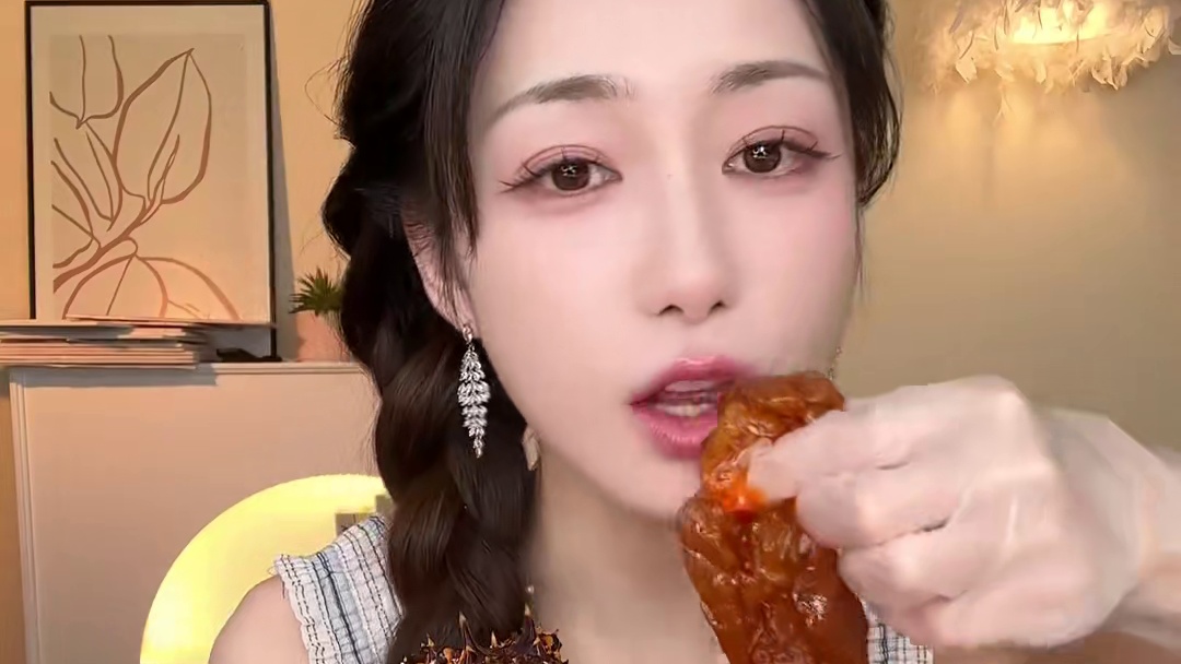 大馋丫头又又又吃生腌拼盘了， 这口生腌的“毒”，真的只有0次和无数次！#一起吃饭吧 #生腌海鲜 #妈