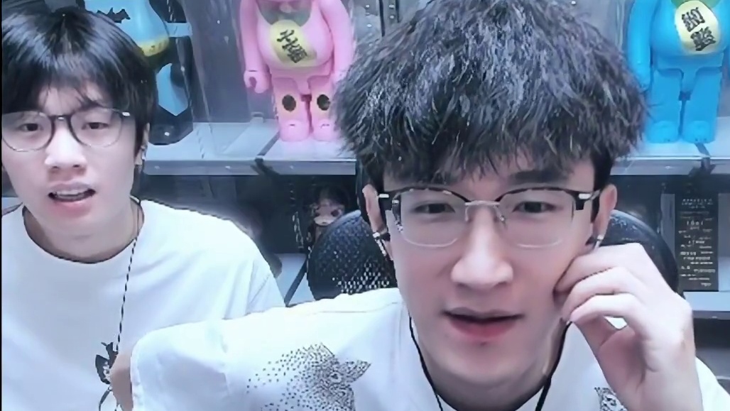 原来游科憋了个大的！又有新游戏玩了 #我浮夸真的要强 #黑神话钟馗 #浮夸666