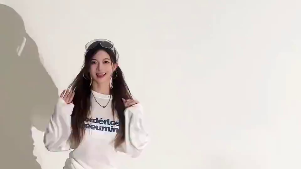 女生健康自信就是美！#护舒宝液体卫生巾 #生命力 #舞蹈天才进行曲