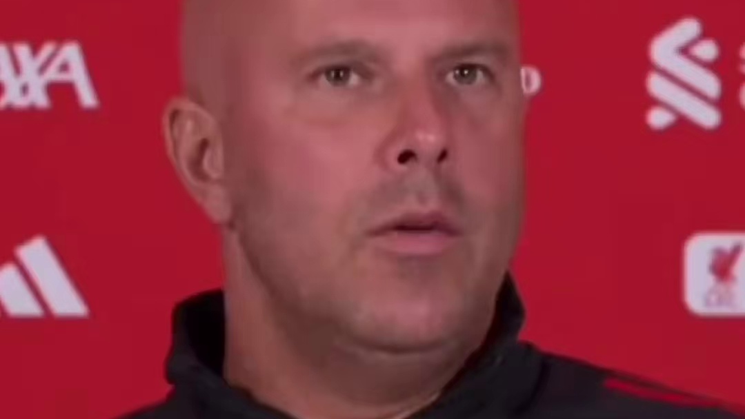 斯洛特发布会说弗林蓬受伤，无缘出战纽卡阿森纳#足球#