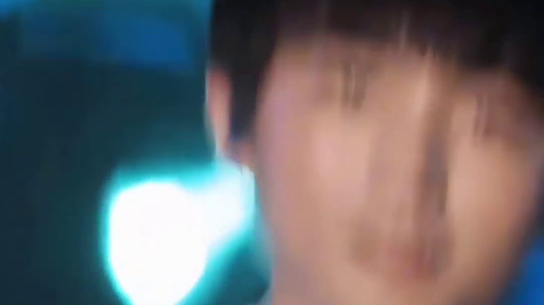 原来真的有人可以陪伴另一个人十年