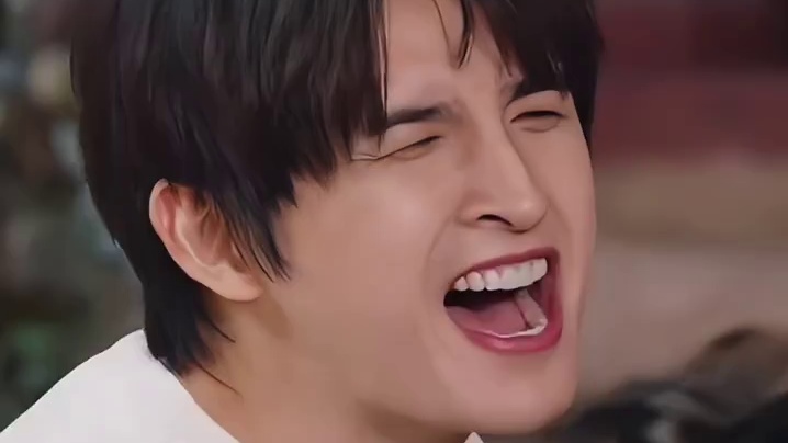 嘴角差点就压不住了