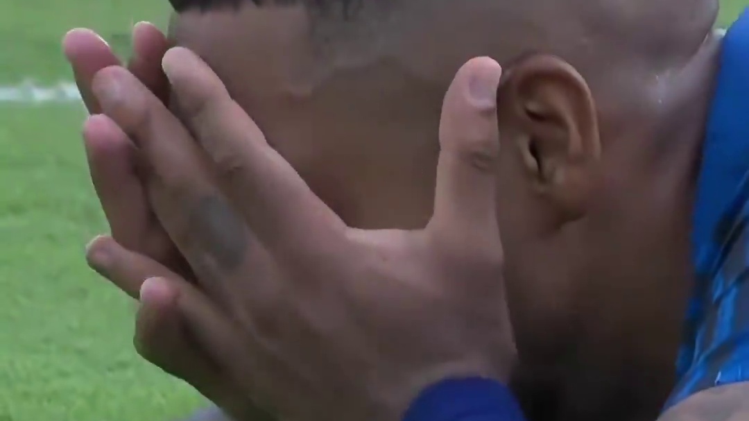 马尔科姆你右脚真是一点也不会啊，因扎吉：当年我这就...