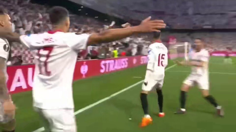 拯救兄弟于帕！马奎尔德赫亚联手失误，送“四冠王”曼联欧联出局