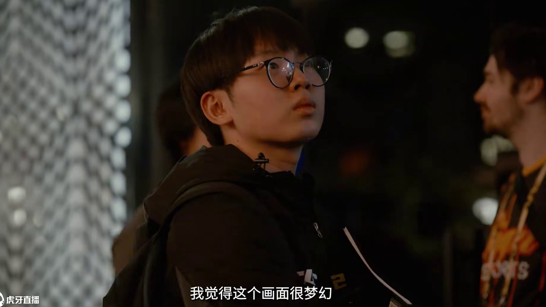 《薪火不熄》2025OWCS季中冠军赛国服赛区纪录片 薪火不熄，再攀顶峰。
胜负在0.1秒之间倾斜，