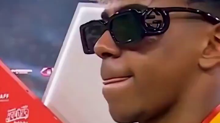 新一代传奇由此开始！ /