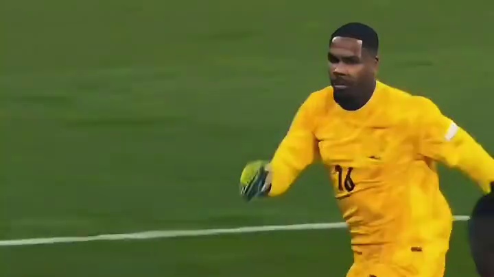 “天才少年！我看还得再练练！”