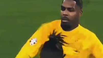 “天才少年！我看还得再练练！”