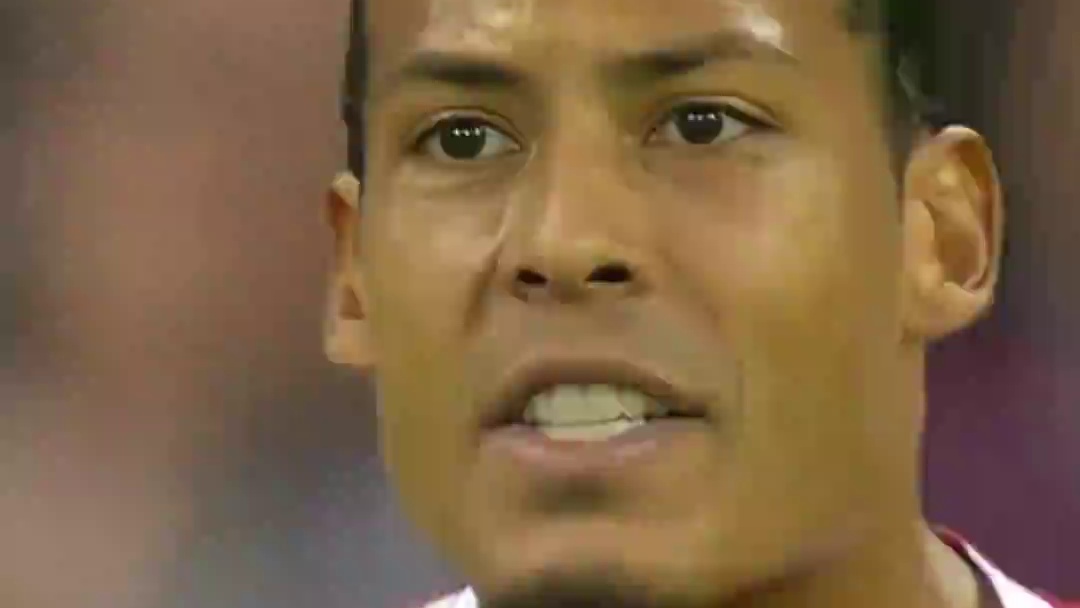 妈妈说：把头发梳起来 大大方方的