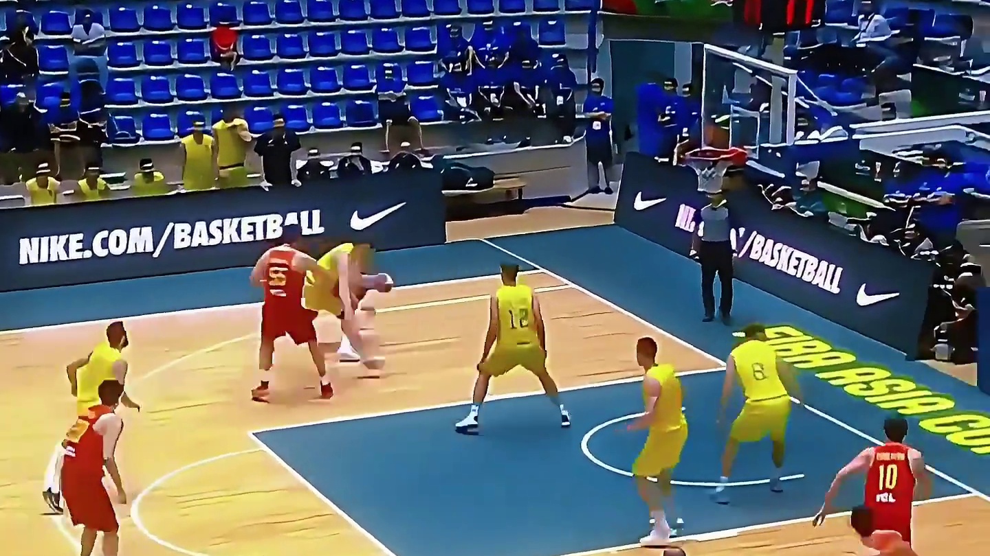 巅峰郭艾伦是怎样打球的 #郭艾伦 #中国男篮 #篮球