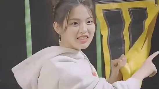 杨超越的预言能力还带有攻击性