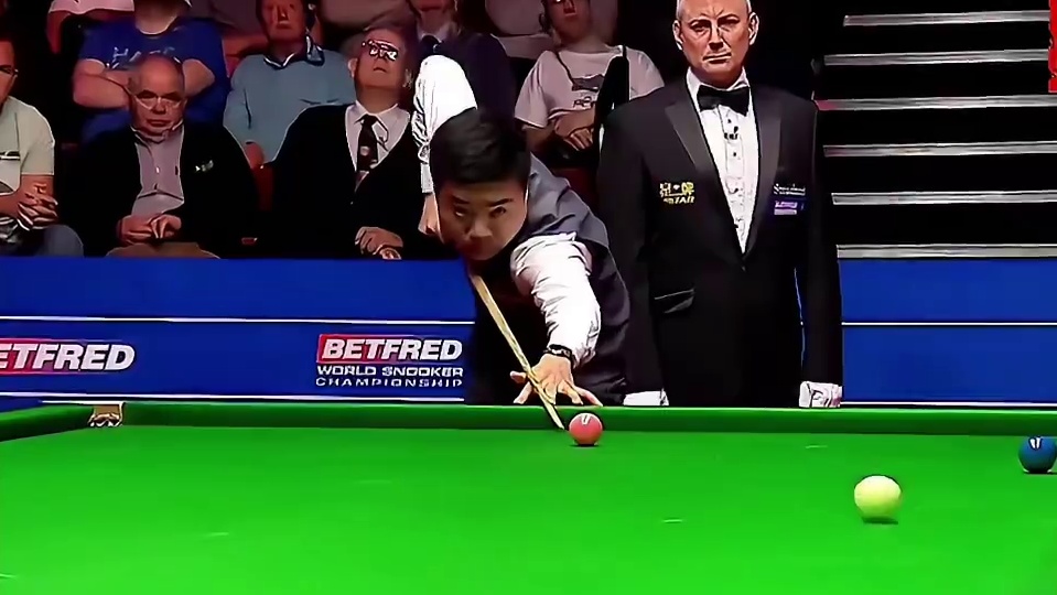 丁俊晖斯诺克巅峰战！疯狂折磨塞尔比，气的塞尔比怒摔架杆！(1)