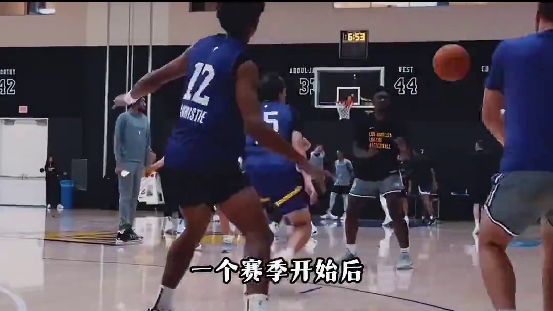 如今那个少年成为了湖人最可靠的3d球员！ 一切都是他没有放弃自己！