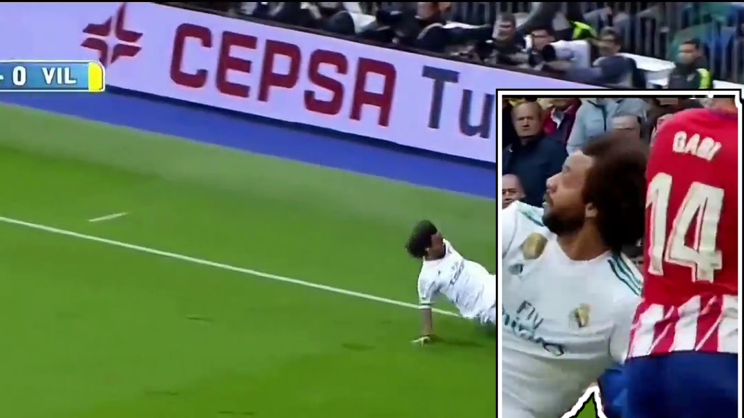 国足停球祖师爷马塞洛球场幻灯片顶级技术，真的太华丽了