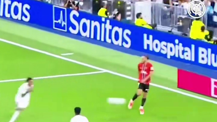 “连库尔图瓦都望球兴叹时：a费”#足球