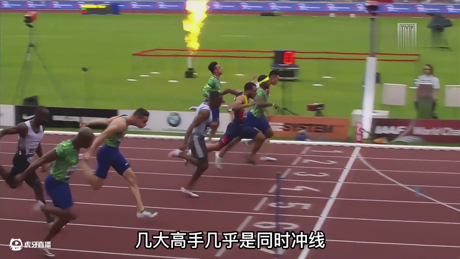 逆风1。1米谢震业飙出10秒06，与顶尖高手罗杰斯格拉塞相互飚速