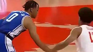 NCAA賽場(chǎng)驚現(xiàn)廢人級(jí)惡意犯規(guī)，籃球不該如此