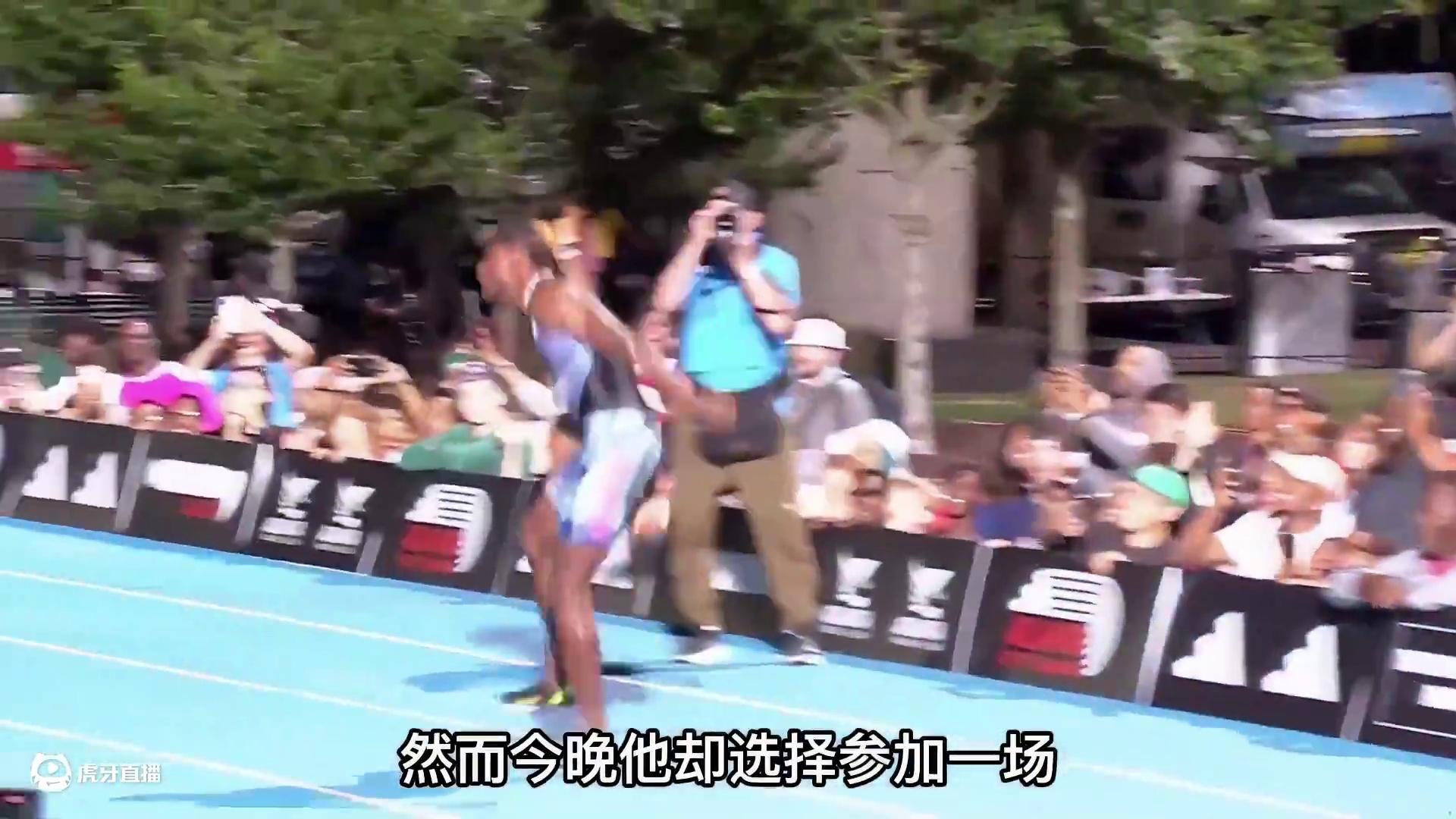 两百米高手莱尔斯跑150米，14秒56直接炸裂全场
