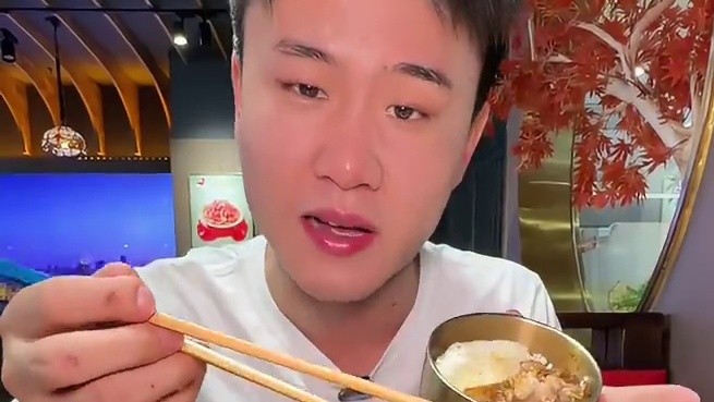 每次忙碌完能吃上一顿猪脚煲就很满足！ #猪脚煲 #安阳美食