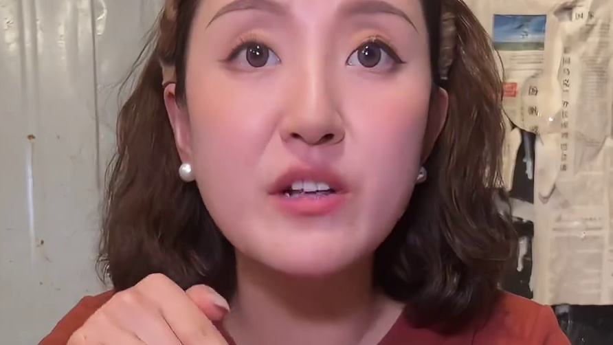 今天整个独属于重庆人的“提拉米苏”～ 他们家的脑花和鲫鱼汤真的值得拥有姓名！#重庆美食 #重庆烧烤 