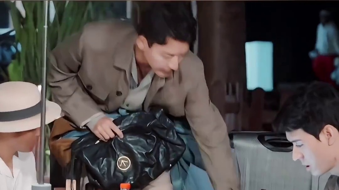 张晚意龚俊 粘人的弟怨种的哥#花少7 #龚俊 #张晚意 #娱乐评论大赏