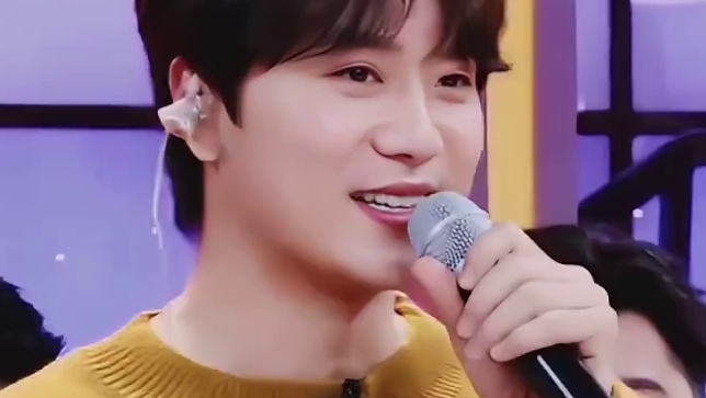 爱不是占有，而是尊重，在虎子和嘘嘘身上具象化了