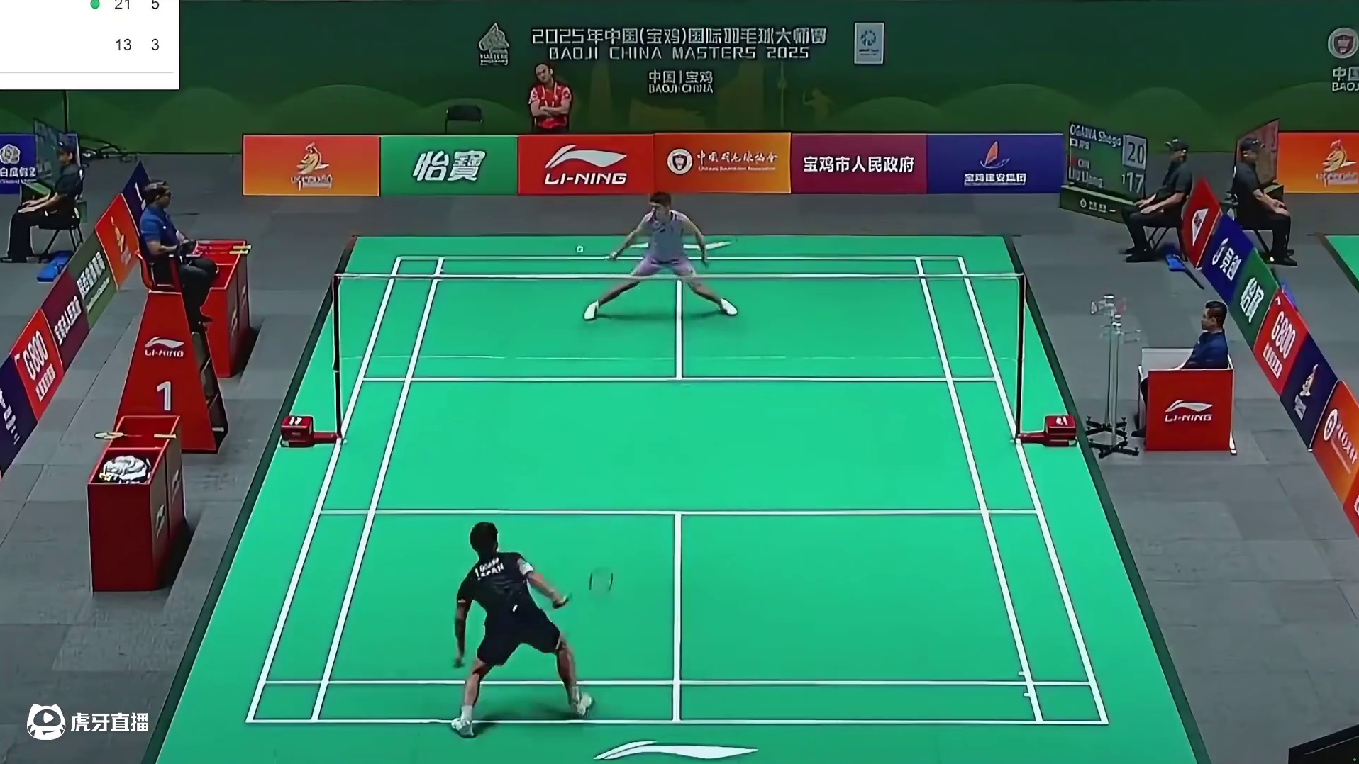 2025中国宝鸡羽毛球大师赛，刘亮次局网前失误较多，对手加强中场抢攻扳回一局
