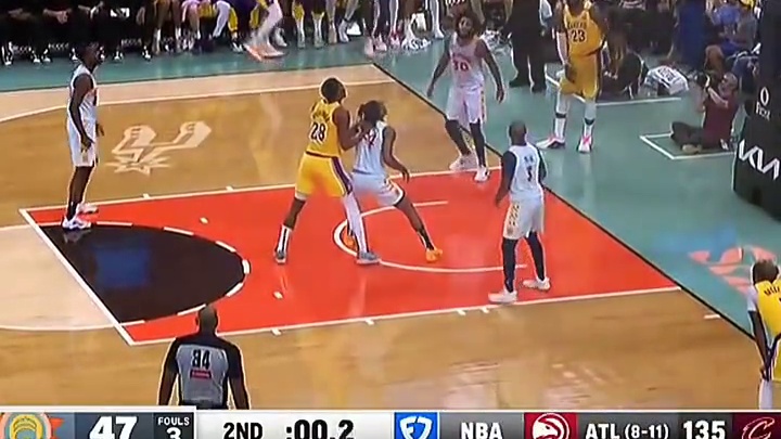 文班牌瞄准镜，里弗斯压哨三分