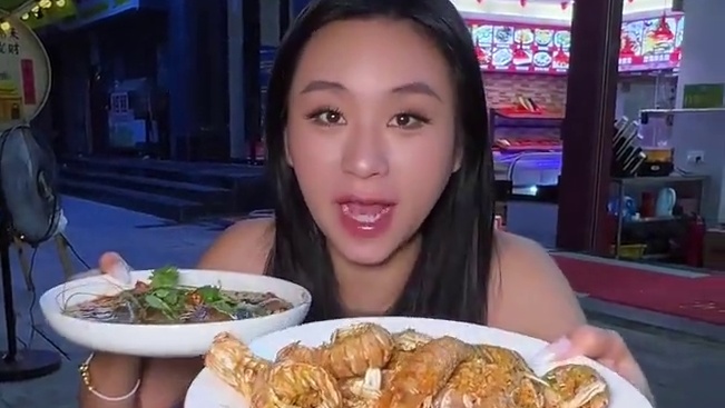 吉大！一元一份生腌虾！9.9一份椒盐皮皮虾！ #附近美食优惠团购#潮汕海鲜大排档#中信南航#珠海吉大