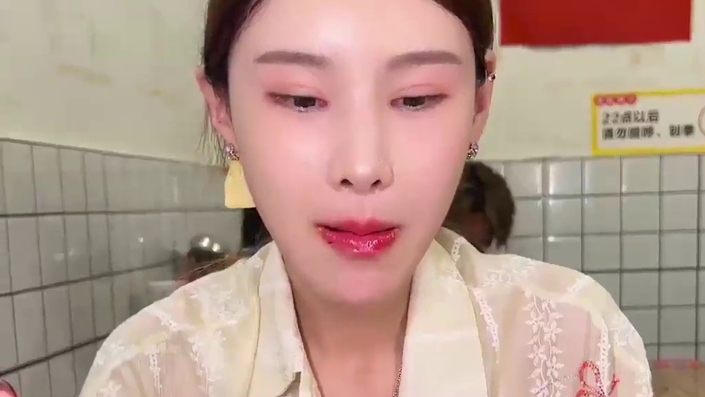 变态辣重庆美蛙鱼，千金加辣老板直呼勇士，重庆买房再次提上日程 #无辣不欢#爆辣挑战#好好吃饭大赛 #