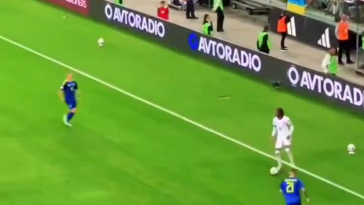 法兰西最锋利的剑！姆巴佩奔袭单挑内切卧射破门