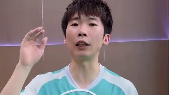 全新神器即将亮相直播间，打感一流、性能突出、颜值逆天！想要的球友留意9月15日晚9点首发直播！#威臣