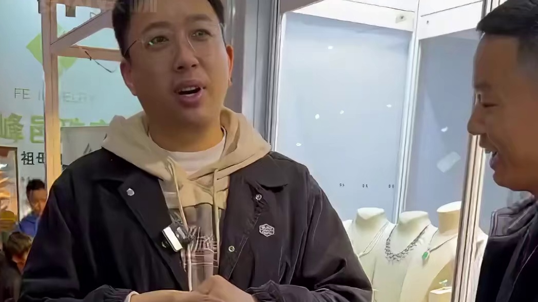 一次，于正一脸认真地对许凯说：你一定要和杨紫合作！许凯满脸疑惑，没想到于正一句话让人心悦诚服 #于正