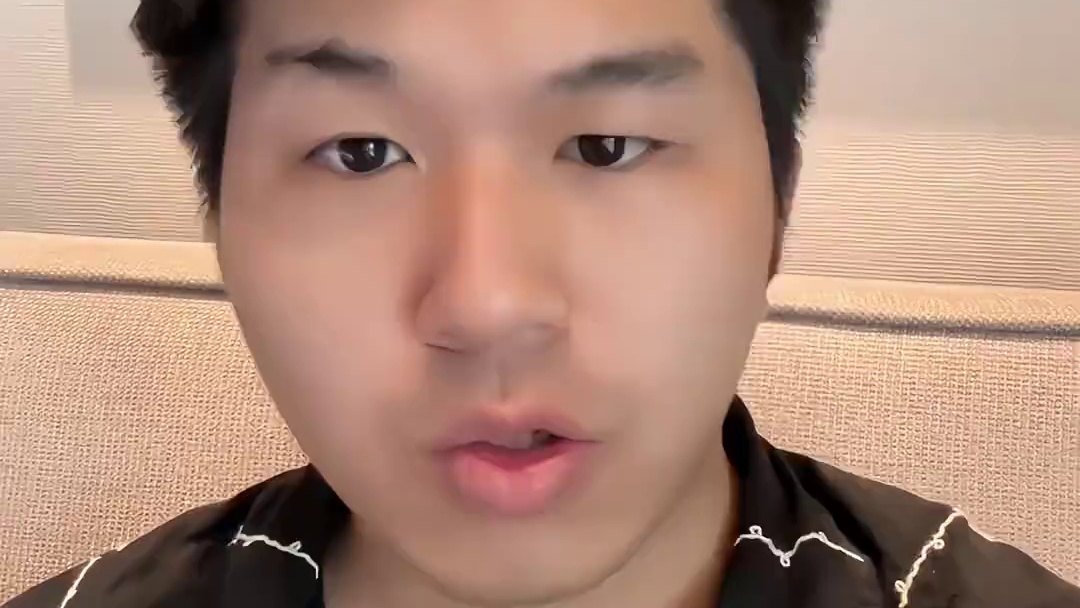 荣耀Magic8超前爆料！手机都会自己进化了？#李健首曝荣耀Magic8