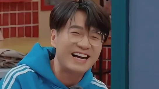 生哥：看到孩子的那一刻我的沉默声震耳欲聋（开玩笑