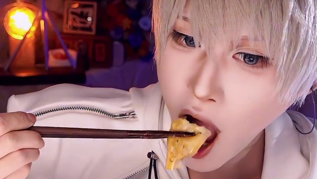 今天一起吃宵夜啦小回吃火鸡面，搭档准备吃什么呀～ #沈星回cos  #火鸡面#声控