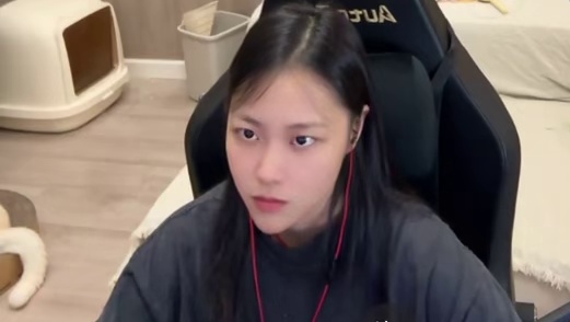 #穿越火线 挣钱买17