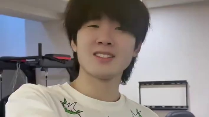 RA小剧场——只要Mikey这个当三哥的在一天，RA就不会倒！#决胜巅峰全球电竞 #决胜巅峰 #决胜