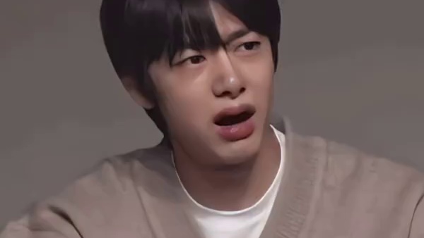 猫：你在跟鱼说话，还是在跟我说话？