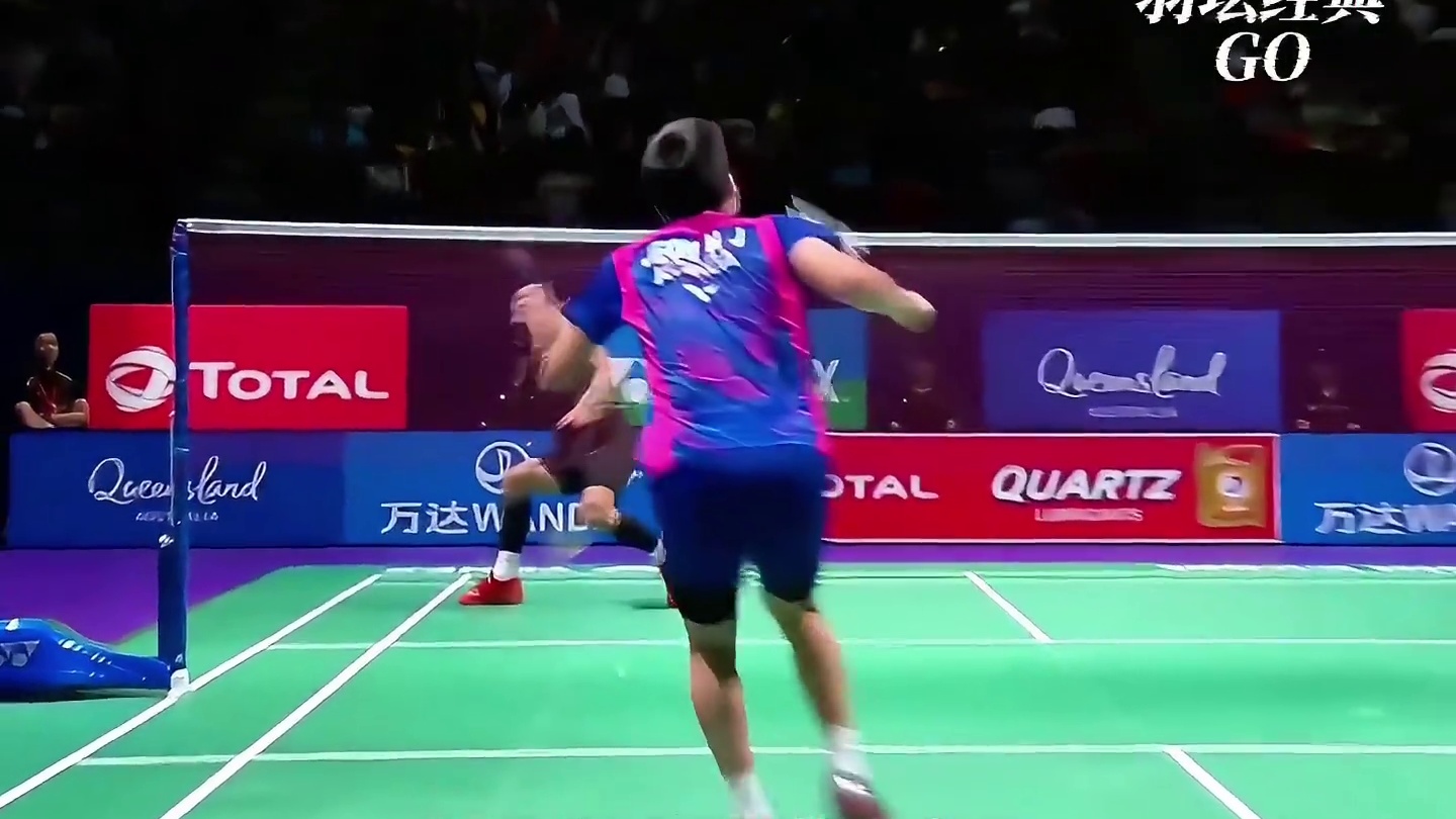 和石头五五开的全亦辰，竟然爆锤龙哥。结果…#羽毛球比赛 #谌龙