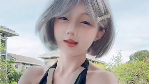 #泳装美女 #已成年 #泳池正常穿搭无不良引导