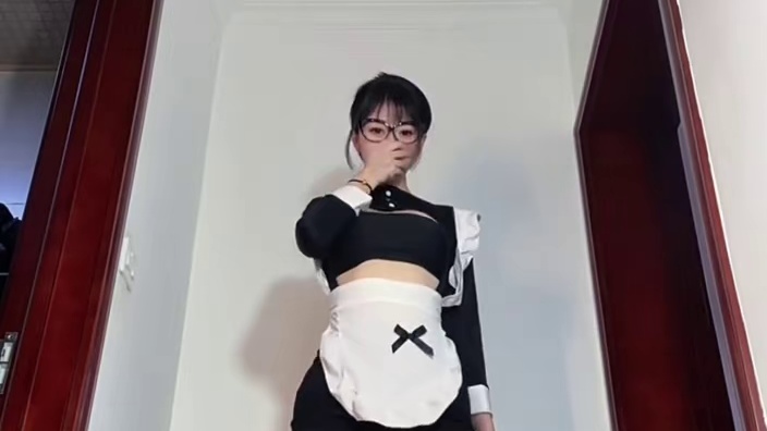 你是我唯一的蝴蝶，飞不过沧海的蝴蝶 #御姐风 #小师妹妹 #绫lingtouch