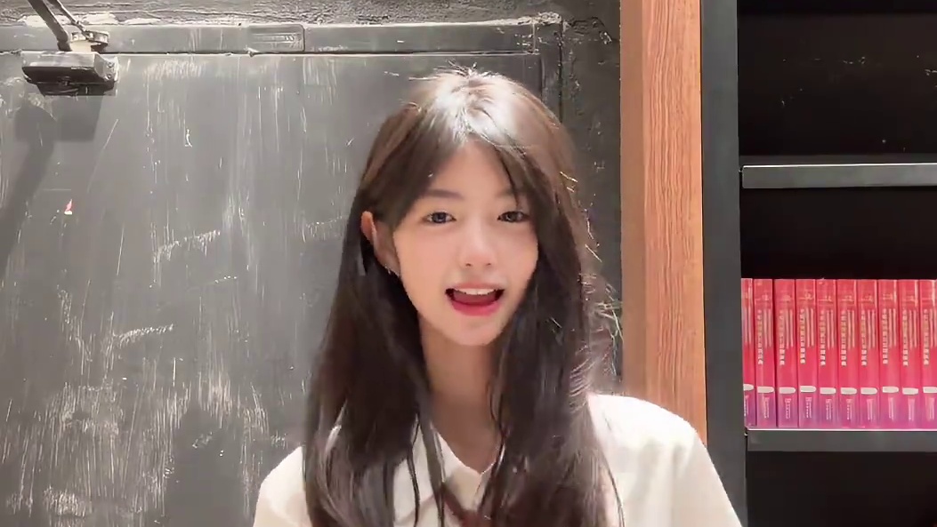 #女高 #jk #甜妹 #08 主播的眼神很闪躲…