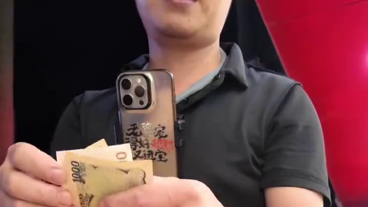 中山开烧腊盲盒，饭好吃，老板大爱，非常善良。 #寻味烟火气#中山美食 #烧腊 #大爱无疆 #开盲盒